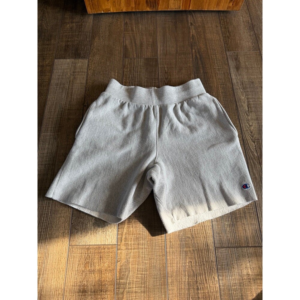 Vintage Men’s Champion Reverse Weave Sweat Shorts Sz. Small Grey